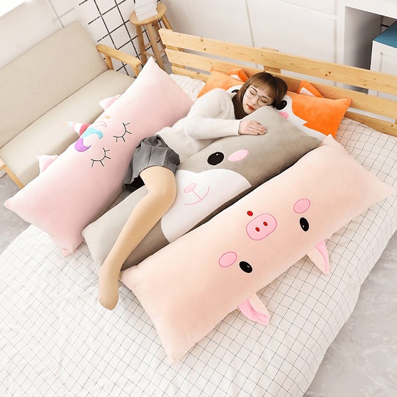 Gối ôm - Món quà 8/3 đầy ý nghĩa tặng người yêu