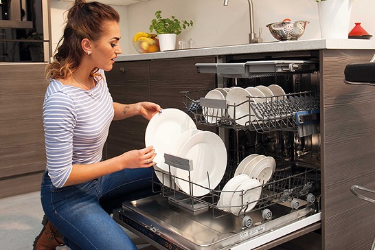 Máy rửa bát - Món quà tặng 8/3 ý nghĩa cho mẹ và vợ